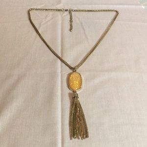 ‼️final must bundle ‼️Maxi Goldtone Tassel Necklace